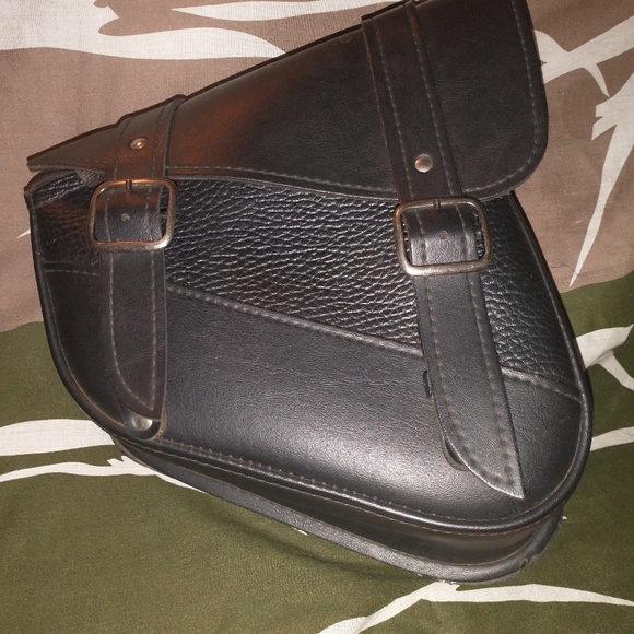 WILLIE&MAX TRIANGULATED SADDLEBAG - Picture 1 of 14